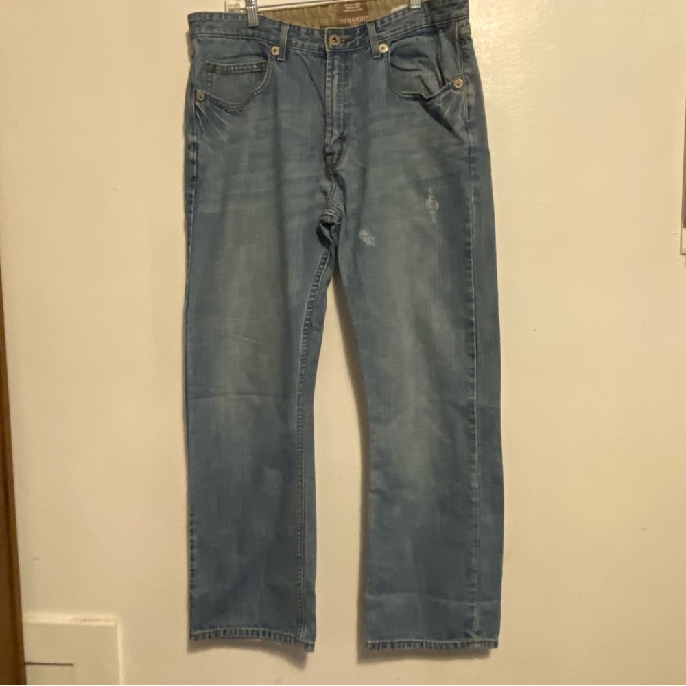 Wrangler Mens Size 36X30 Straight Fit Blue Jeans Distressed